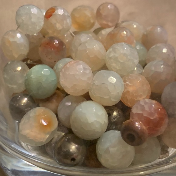 Lot of Amazonite Faceted Beads & Other Stones - Picture 4 of 10